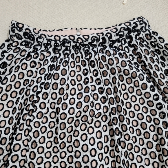 J. Crew Cotton Embroidered Open Polks dot Skirt over blush pink lining Size 6 - Picture 6 of 16